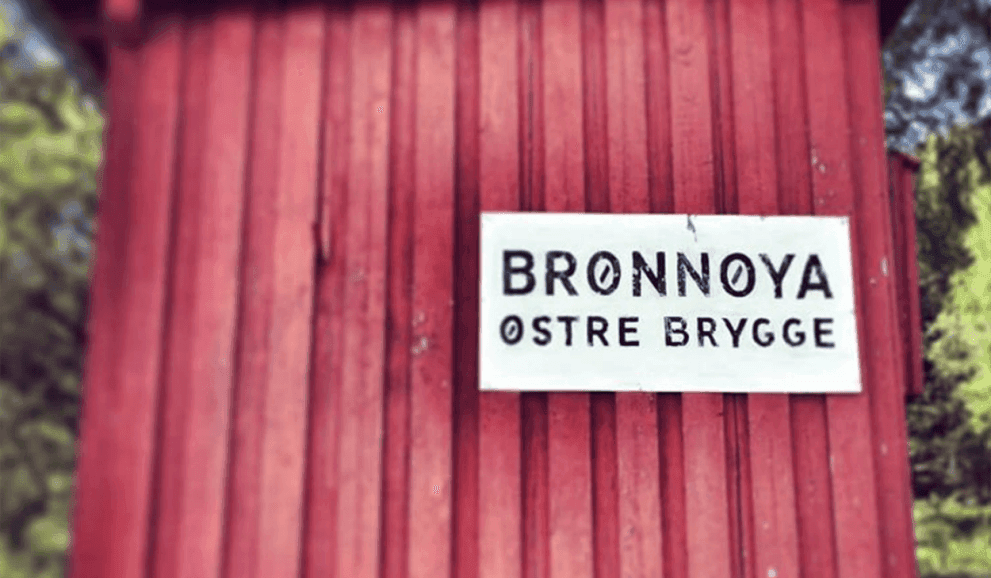 Brønnøya skilt