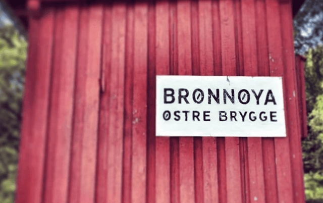 Brønnøya skilt