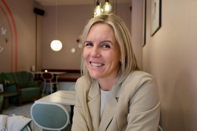 Daglig leder, Møyfrid Risdal Moster, sammen med flere av forretningsutviklerne i Vekstpartner