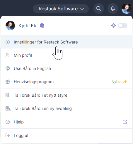 Meny for brukerkonto med markør på Innstillinger for Restack Software